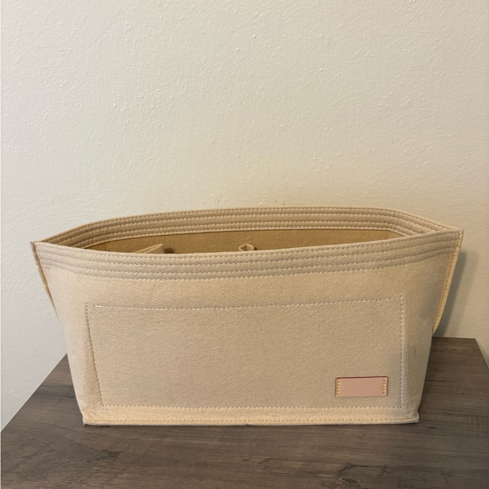 Purse organizer